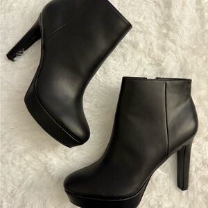Nine West Black Heeled Boots
